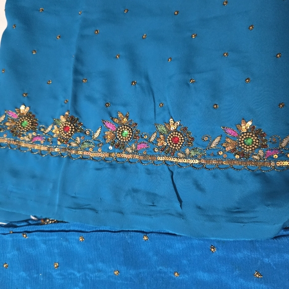 Unstiched suit - Picture 7 of 16